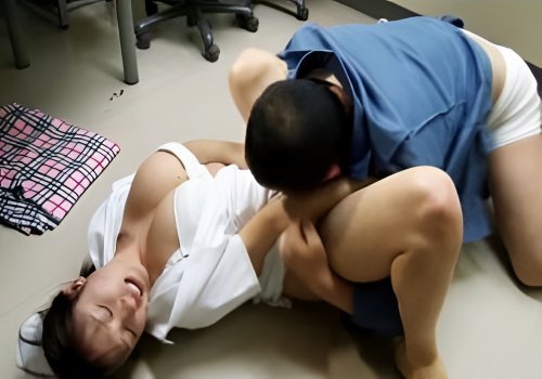 Em y tá ngực khủng bị cưỡng bức tàn bạo